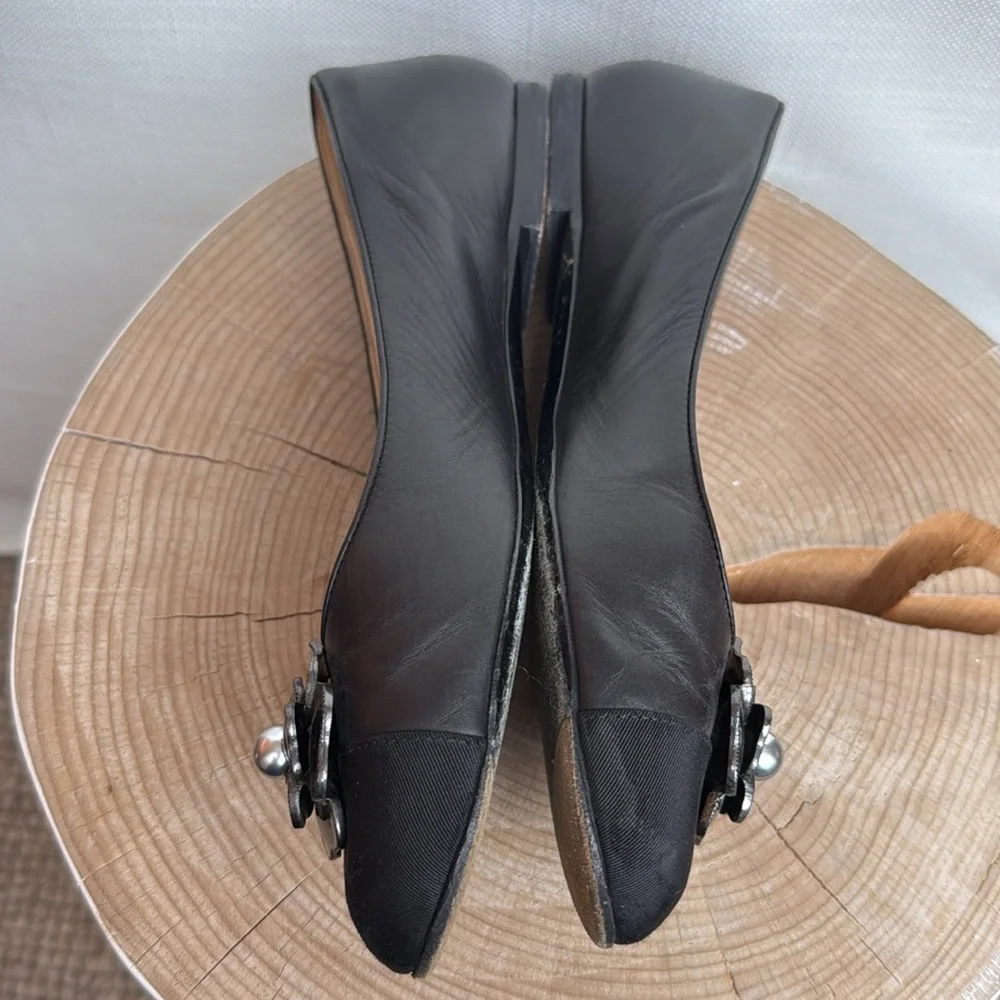 Authentic CHANEL Camellia Ballet Flats | Size 40 | Luxury Leather/Satin - Picture 6 of 13